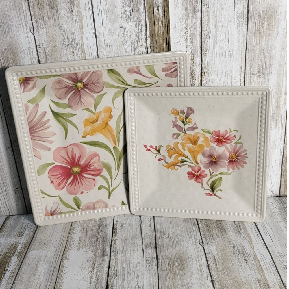 Set 2 Replacement Square Floral Plates with Beaded Edge Texas Inspired Design - Picture 1 of 5